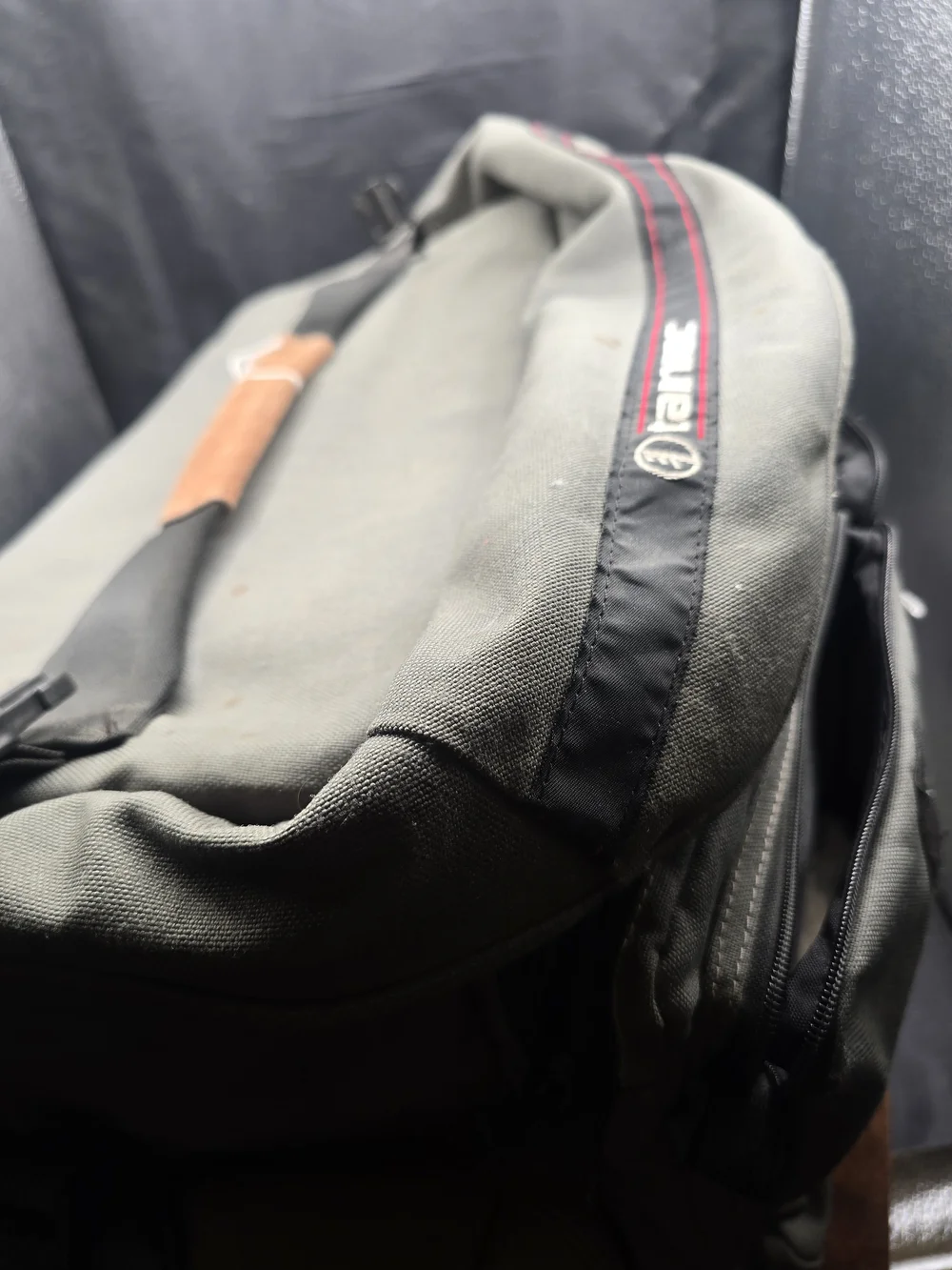Olive Green Men's Duffel/Camera Bag